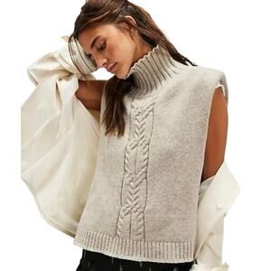 Free People Sleeveless Sweater Vest OS Cable Knit Oversized Layering Poncho